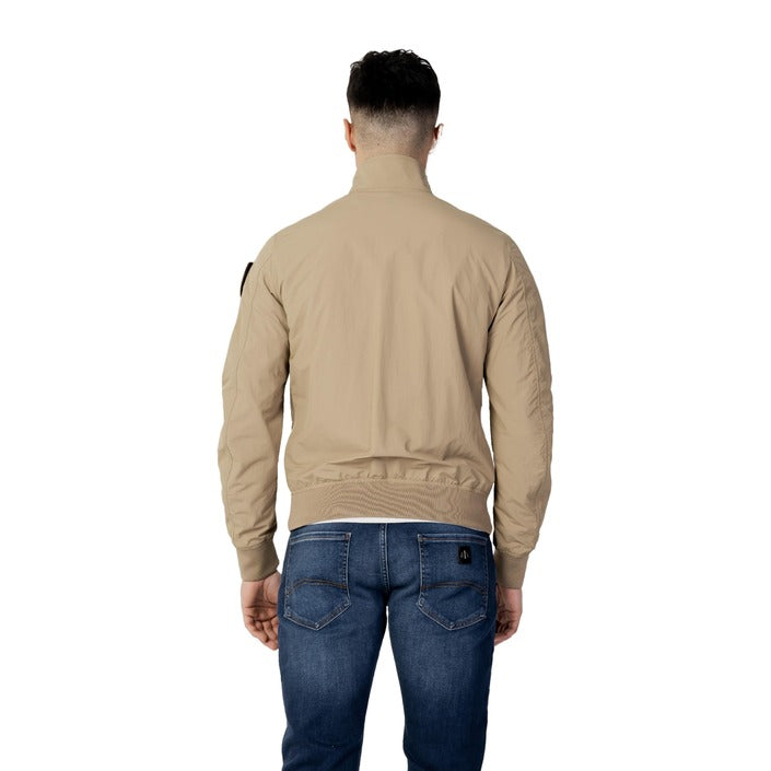 Blauer Jacka Man