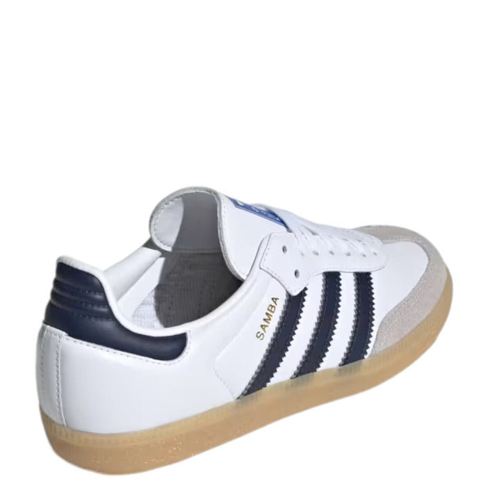 Adidas Kvinna Sneakers