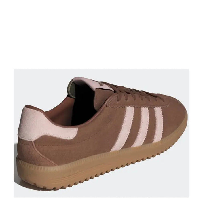 Adidas Kvinna Sneakers